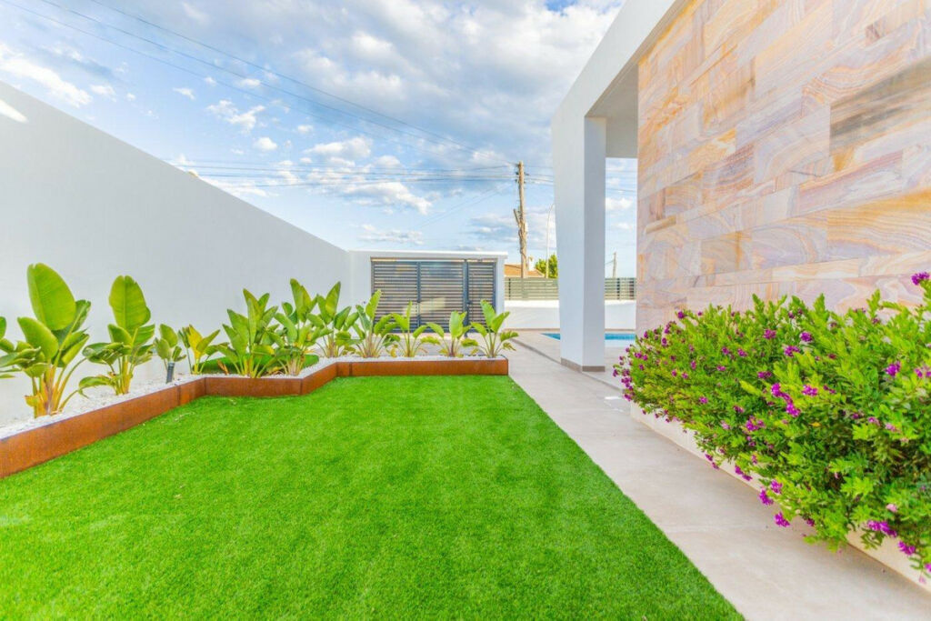 Detached Villa Torrevieja Alicante - zdjęcie 18