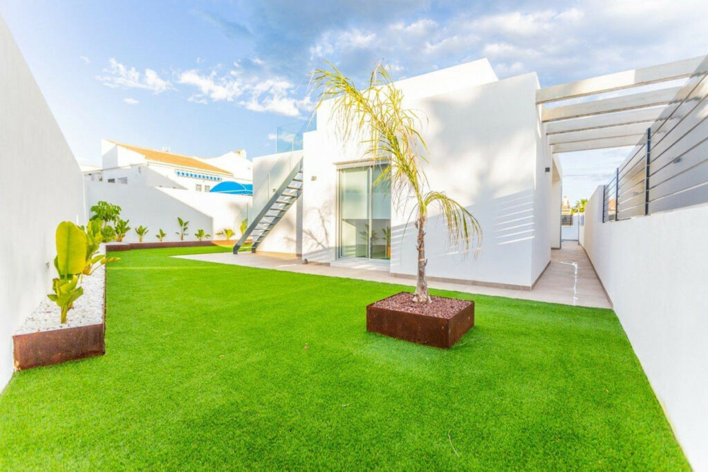 Detached Villa Torrevieja Alicante - zdjęcie 19