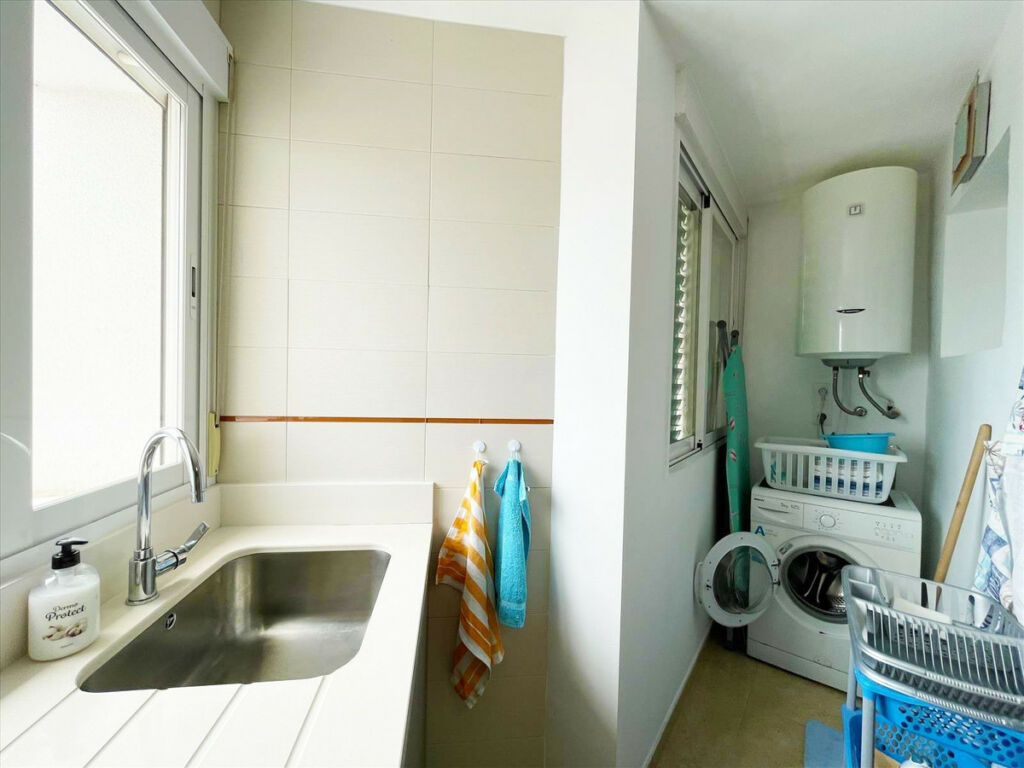 Middle Floor Apartment Calpe Alicante - imagen 11