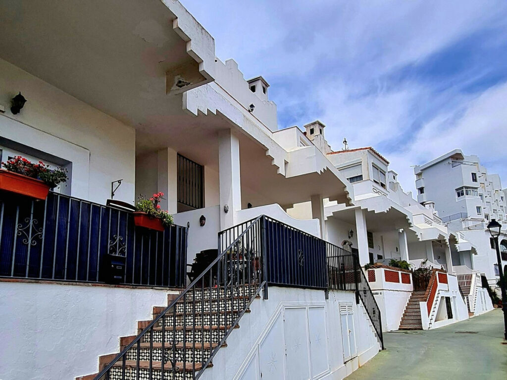 Townhouse Torreguadiaro Cádiz - imagen 4