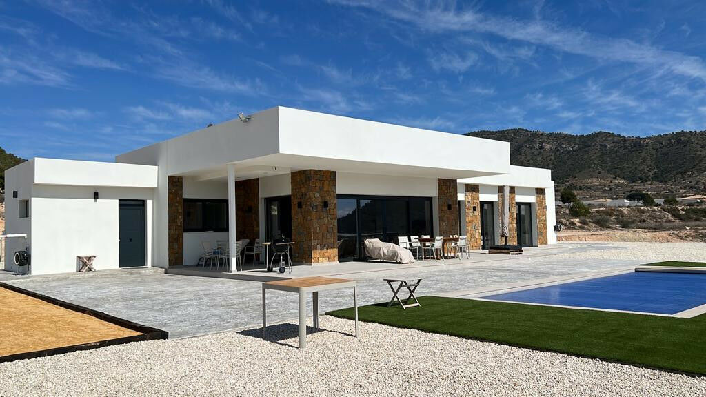 Detached Villa Pinoso Alicante - imagen 2