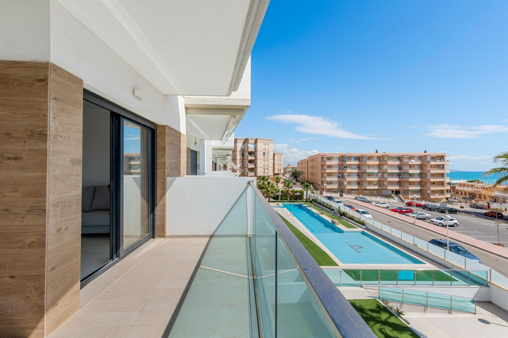 Middle Floor Apartment Guardamar del Segura Alicante - imagen 2