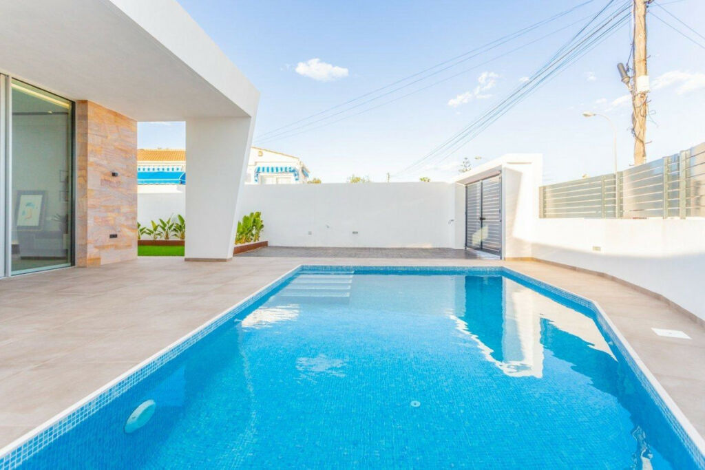 Detached Villa Torrevieja Alicante - zdjęcie 2