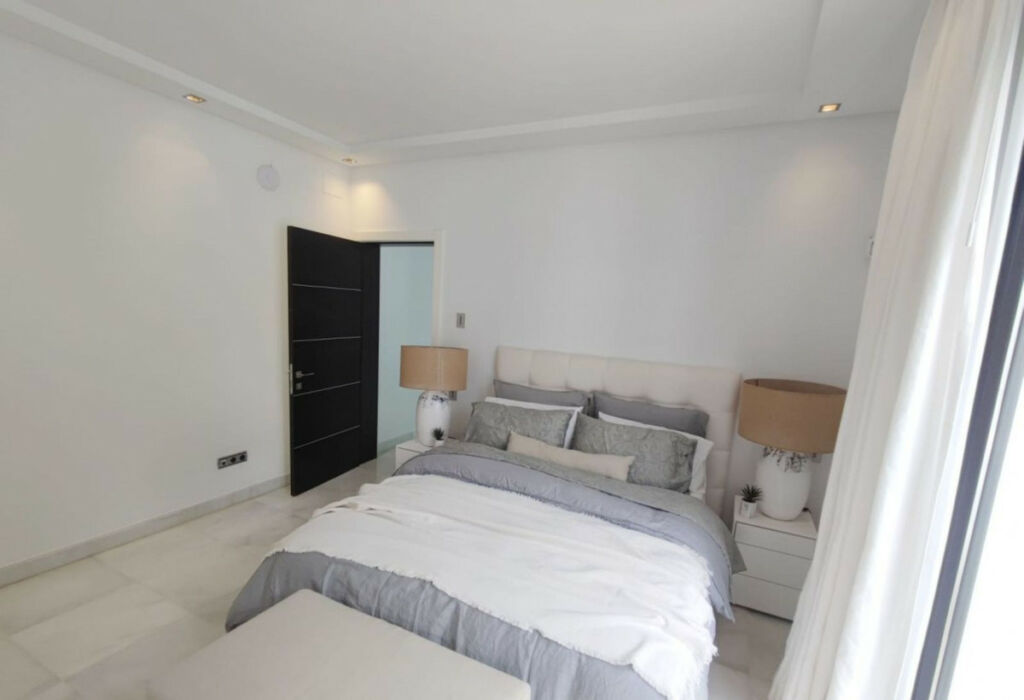 Detached Villa Nueva Andalucía Málaga - imagen 19