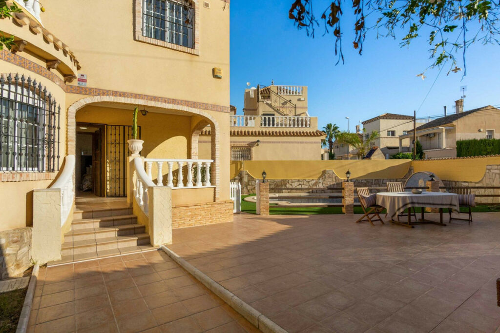 Detached Villa La Florida Alicante - zdjęcie 22