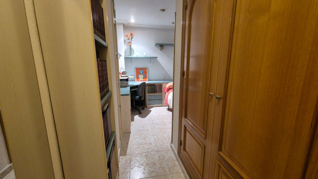 Middle Floor Apartment Torrevieja Alicante - imagen 23