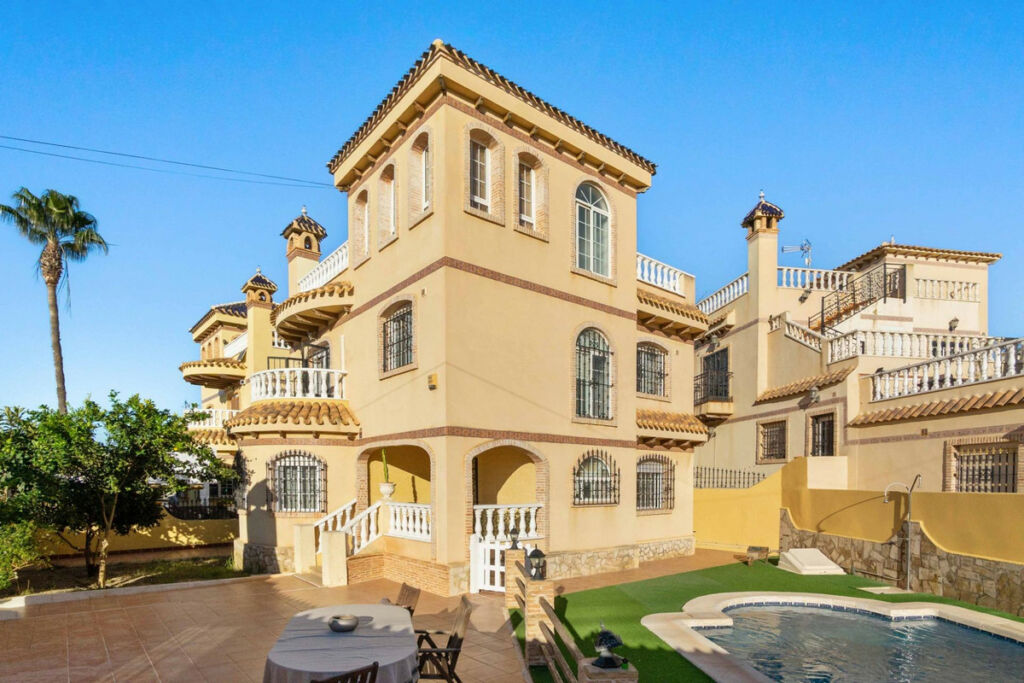 Detached Villa La Florida Alicante - zdjęcie 24