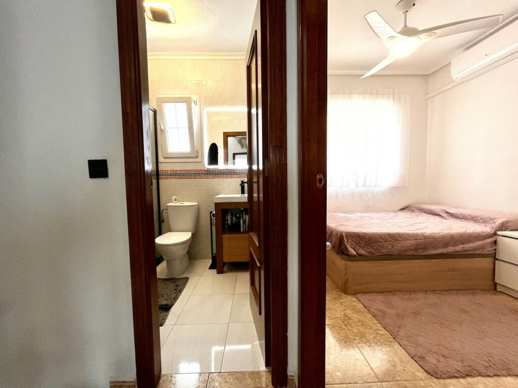 Townhouse Villamartin Alicante - Bild 24
