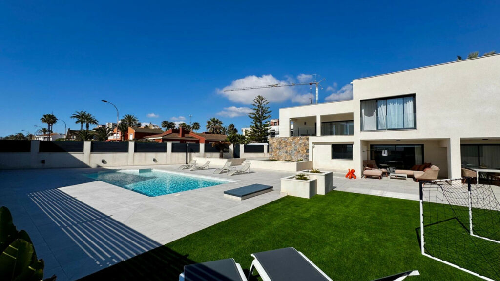 Detached Villa La Veleta Alicante - zdjęcie 25
