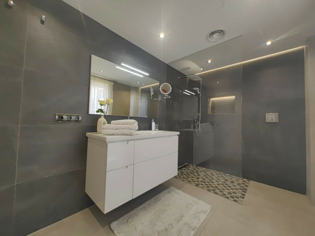 Detached Villa Estepona Málaga - imagen 26