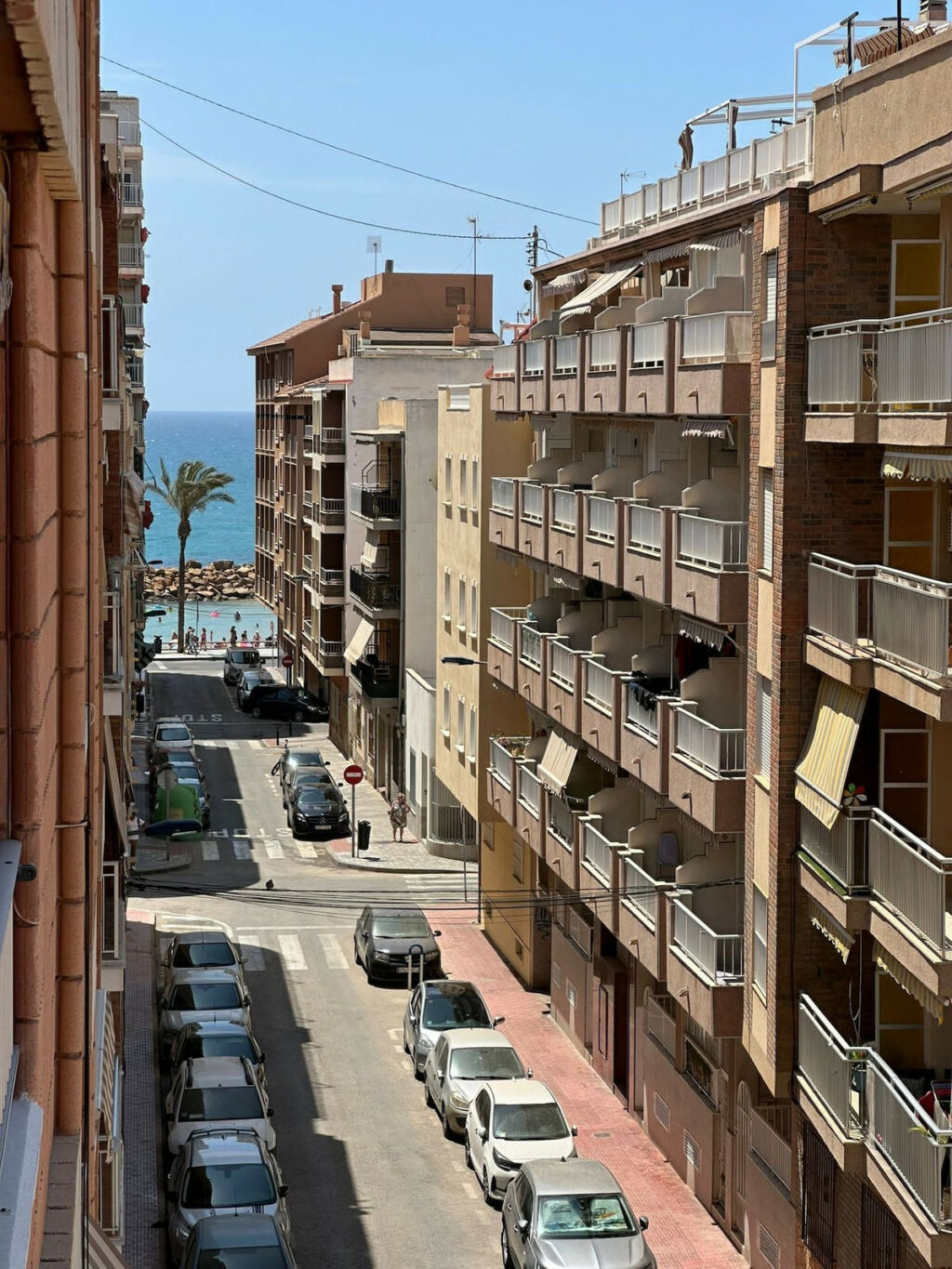 Middle Floor Apartment Torrevieja Alicante - image 28