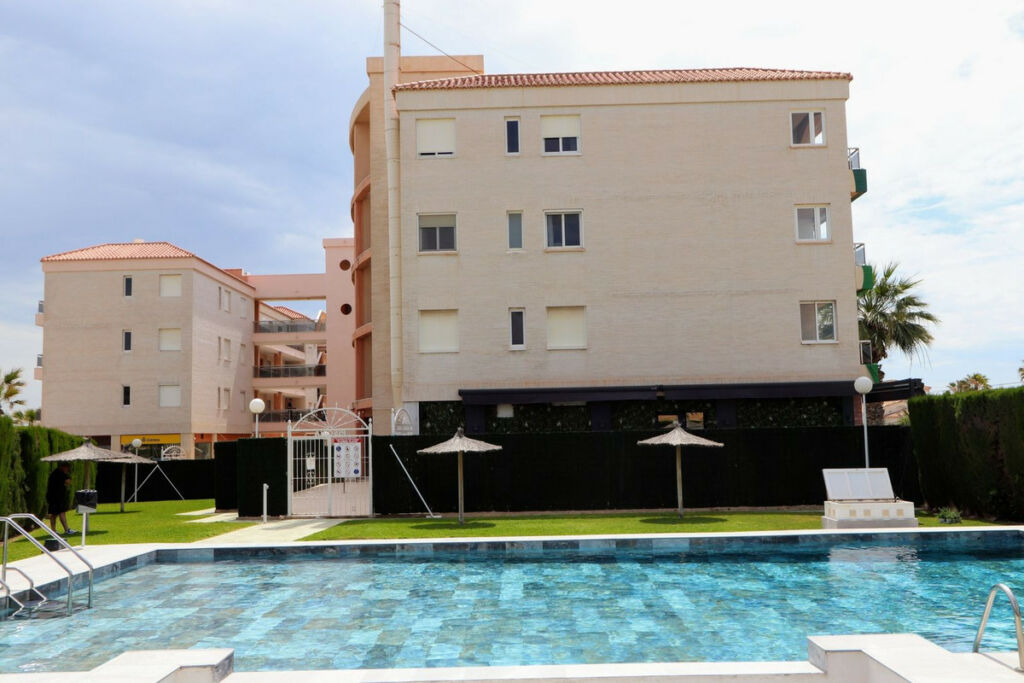 Middle Floor Apartment Playa Flamenca Alicante - image 29