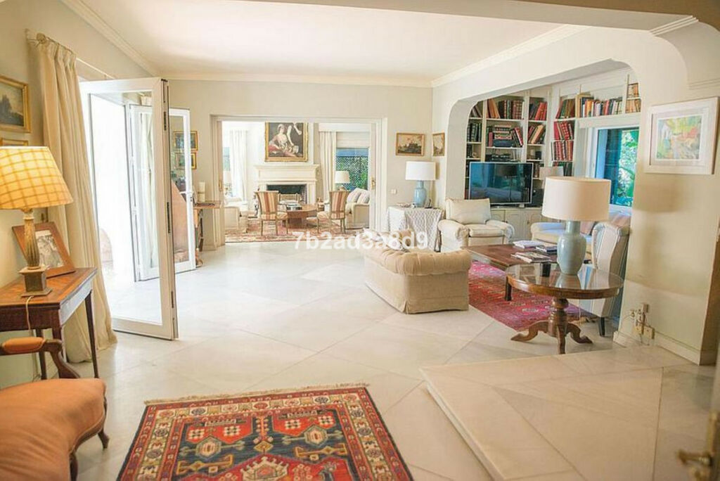 Detached Villa Calahonda Málaga - imagen 3
