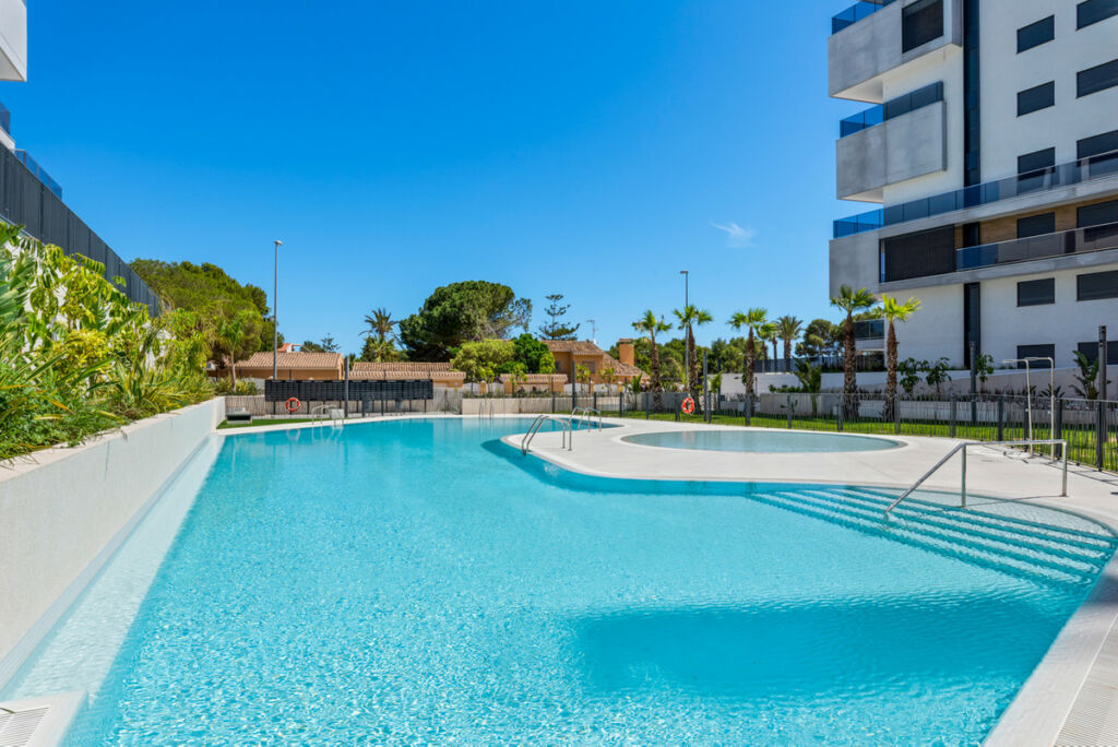 Middle Floor Apartment Campoamor Alicante - imagen 30