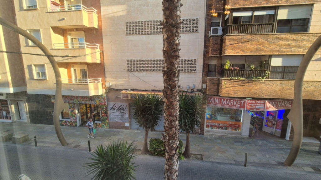 Middle Floor Apartment Torrevieja Alicante - imagen 30