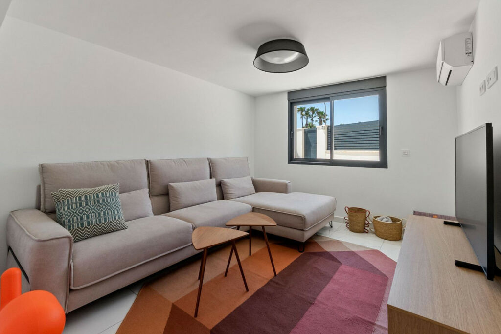 Detached Villa La Veleta Alicante - zdjęcie 31