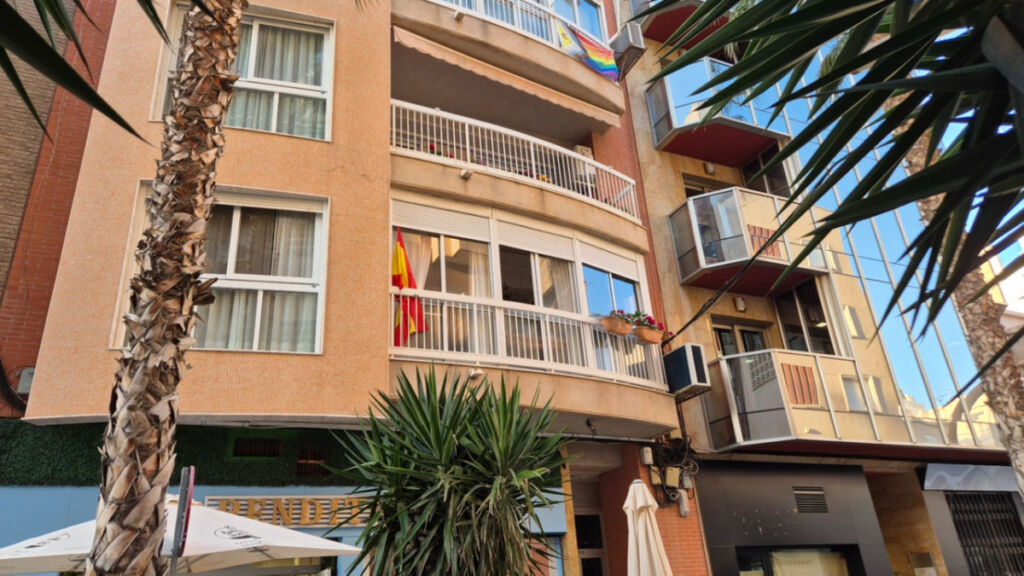 Middle Floor Apartment Torrevieja Alicante - imagen 31