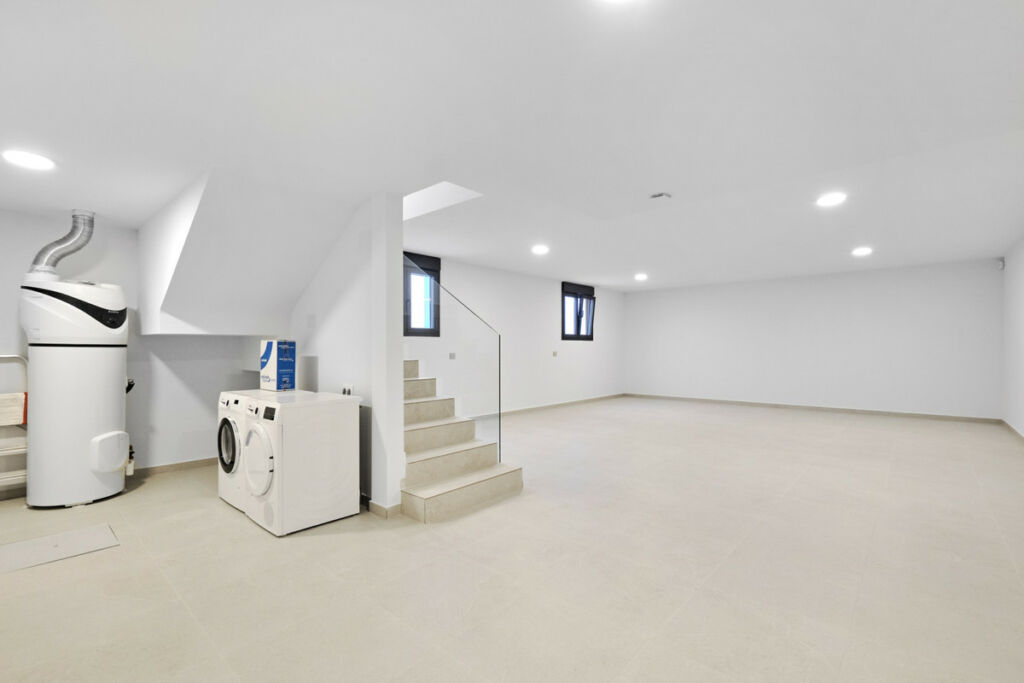 Detached Villa San Miguel de Salinas Alicante - image 33