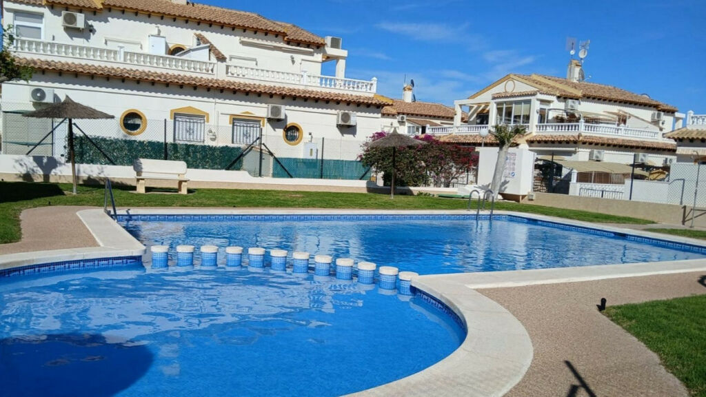 Townhouse Punta Prima Alicante - image 34