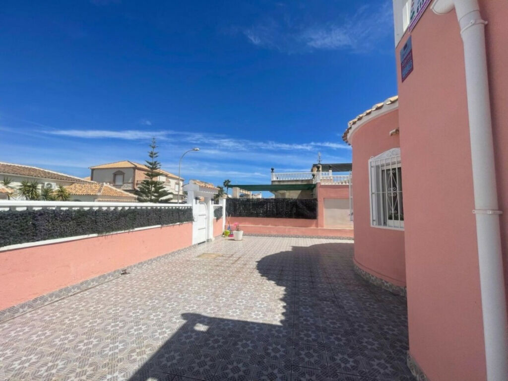 Detached Villa Playa Flamenca Alicante - imagen 33