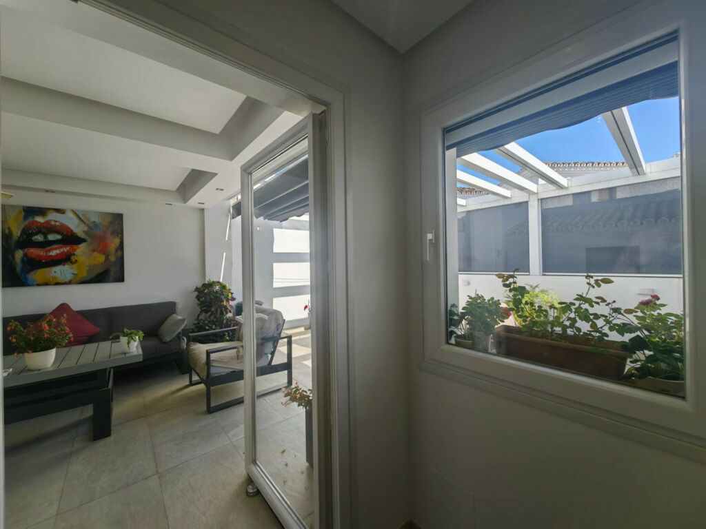 Detached Villa Estepona Málaga - imagen 34