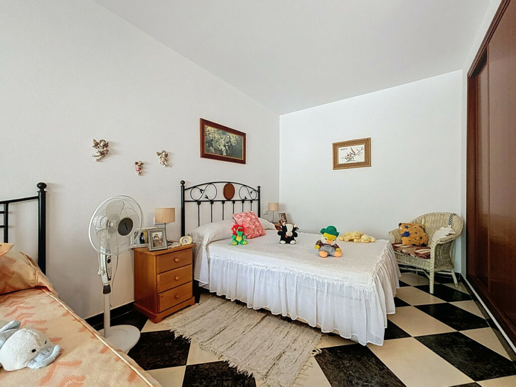 Detached Villa La Viñuela Málaga - imagen 35