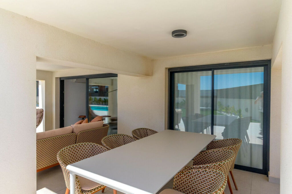 Detached Villa La Veleta Alicante - zdjęcie 37