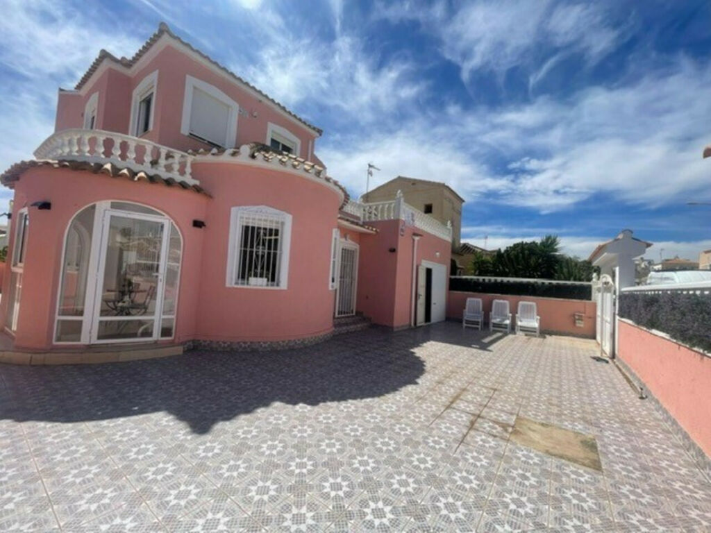Detached Villa Playa Flamenca Alicante - imagen 4