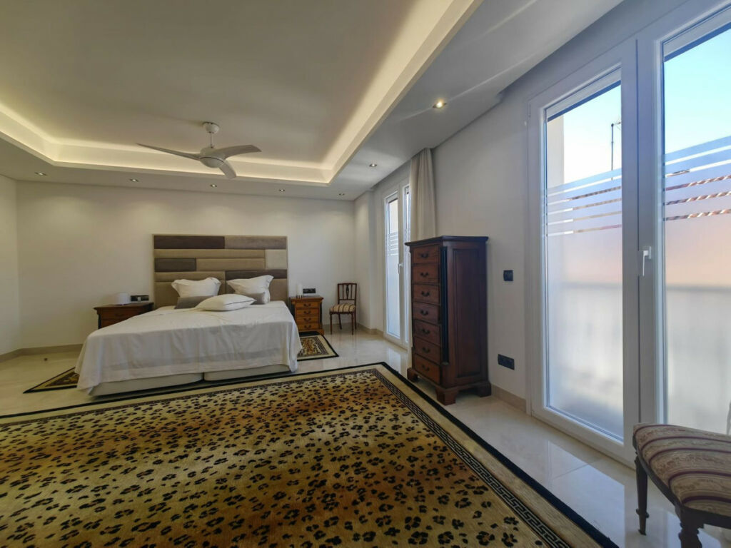 Detached Villa Estepona Málaga - imagen 47