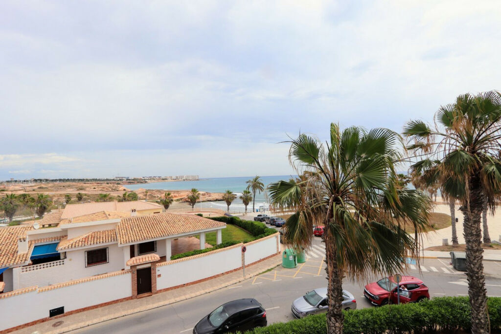 Middle Floor Apartment Playa Flamenca Alicante - image 5