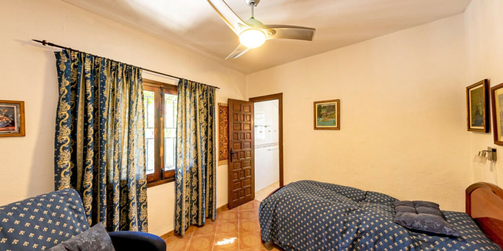 Detached Villa La Nucia Alicante - zdjęcie 46
