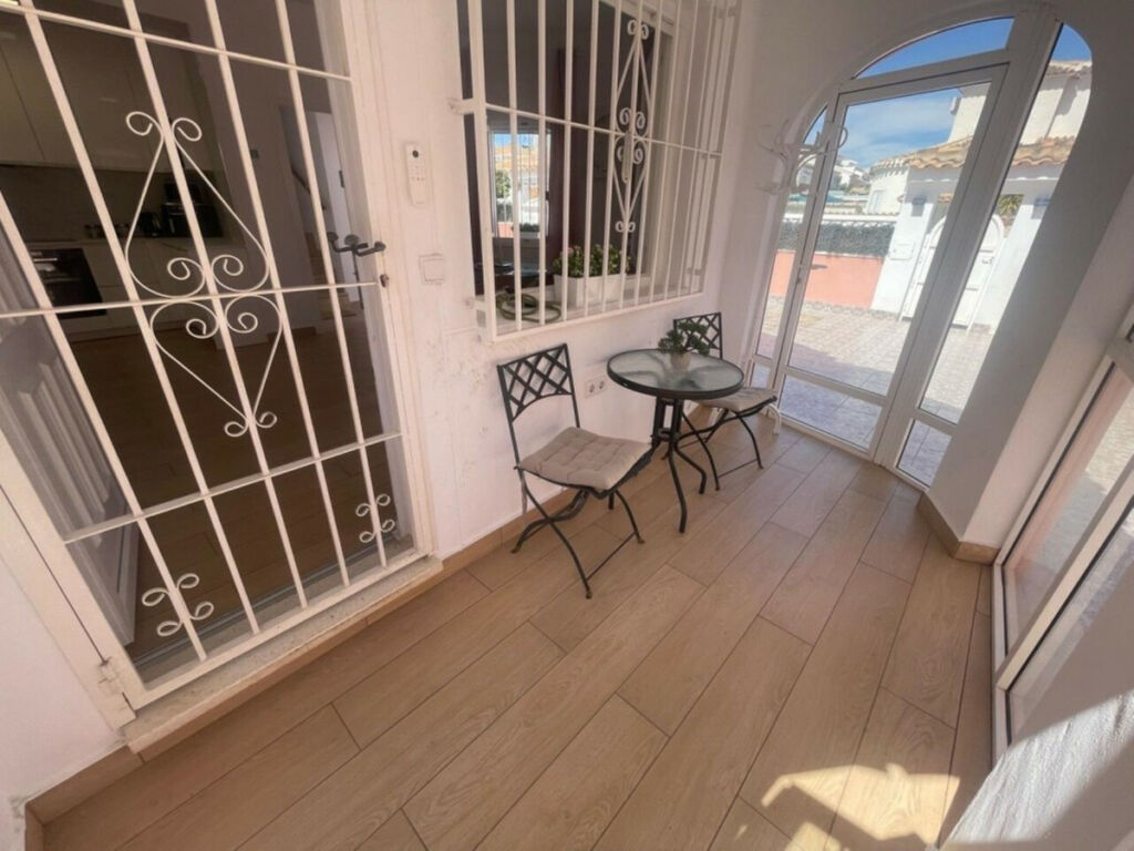 Detached Villa Playa Flamenca Alicante - imagen 6