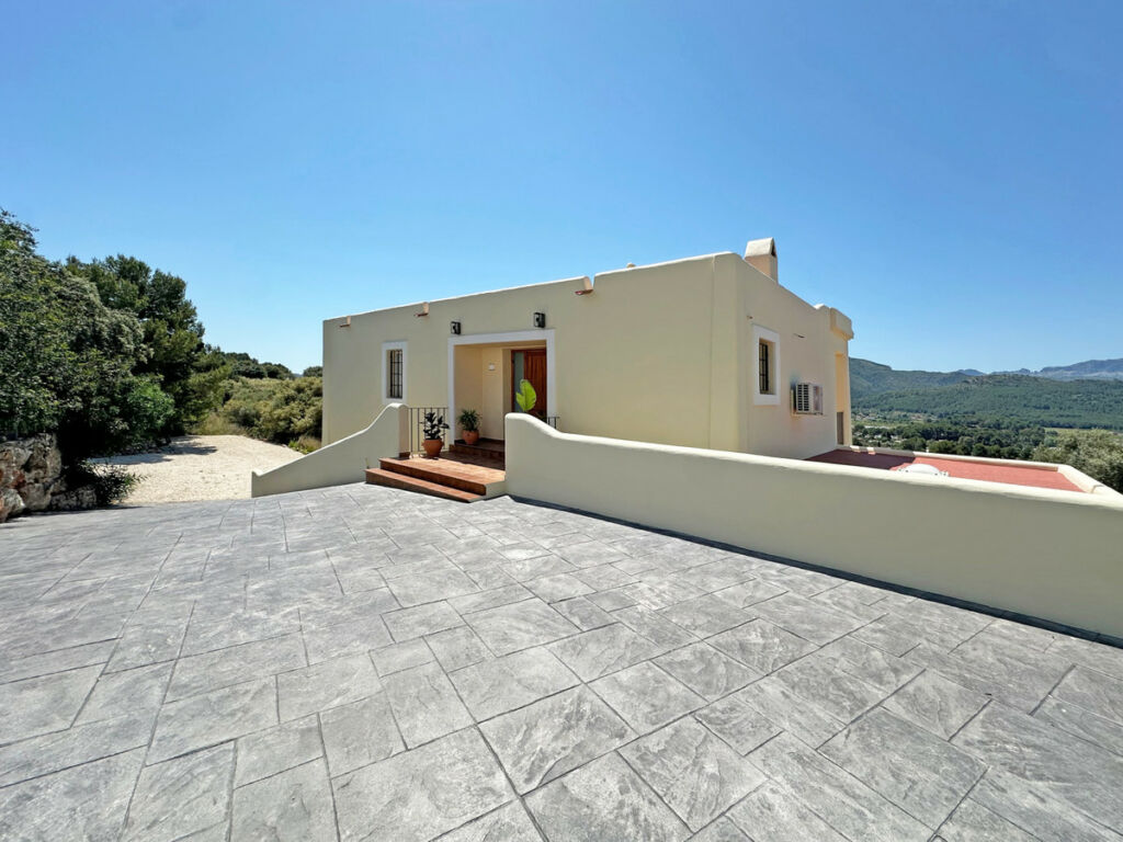 Detached Villa Jalon Alicante - image 10