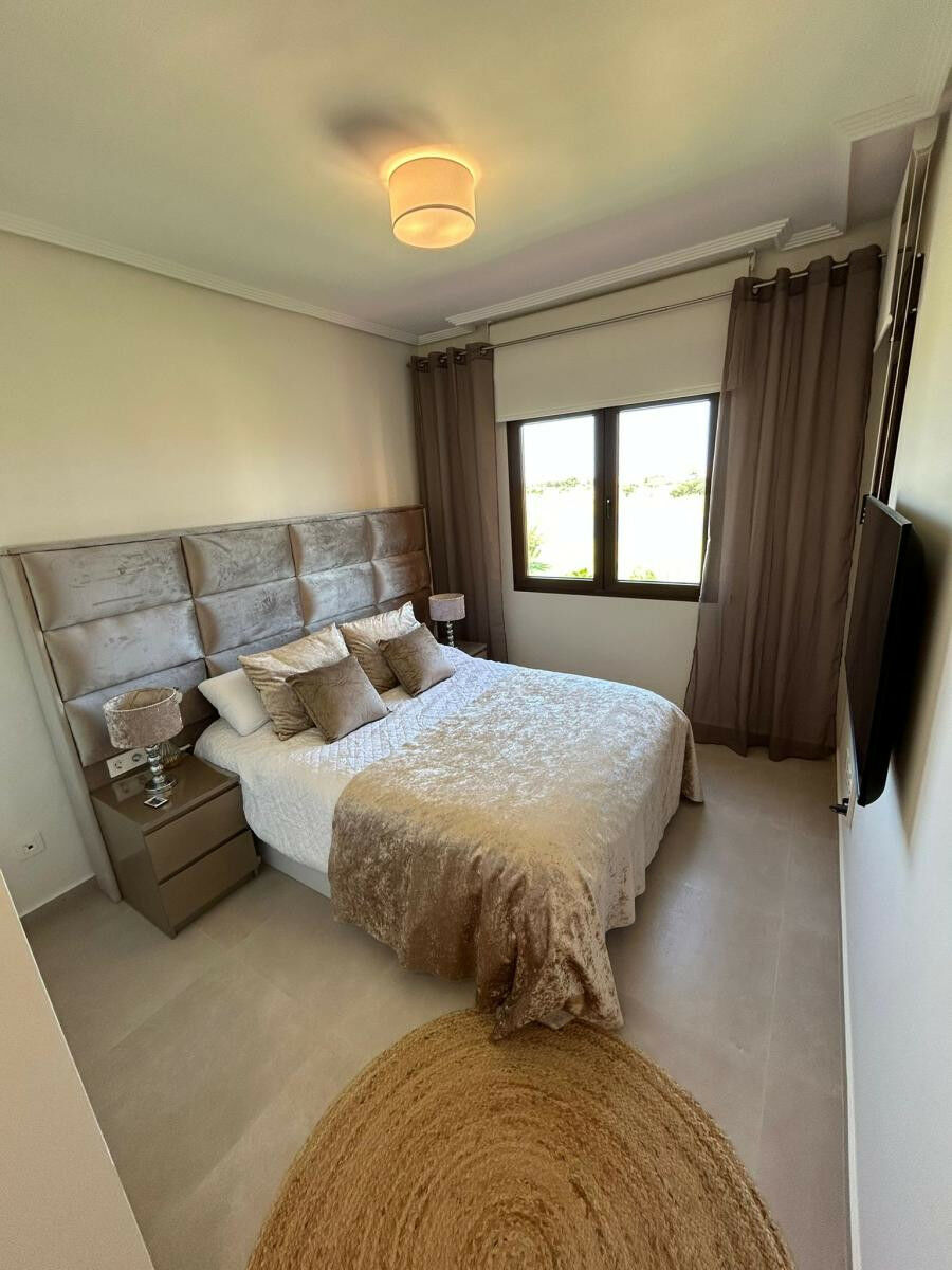 Middle Floor Apartment Los Alcázares Alicante - image 10