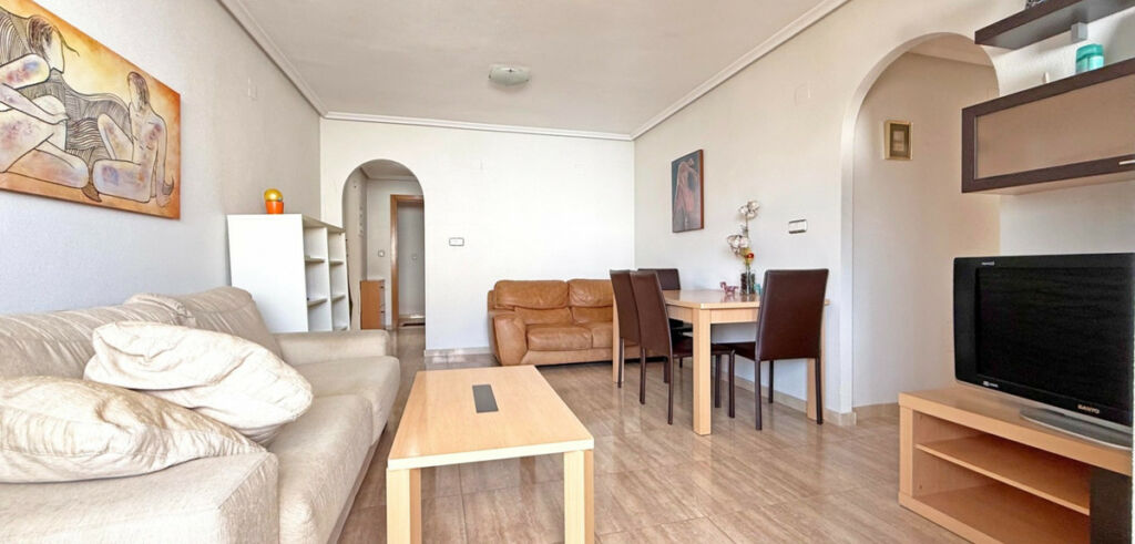 Middle Floor Apartment Torrevieja Alicante - imagen 10