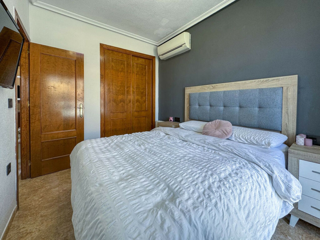 Semi-Detached House Orihuela Costa Alicante - image 12