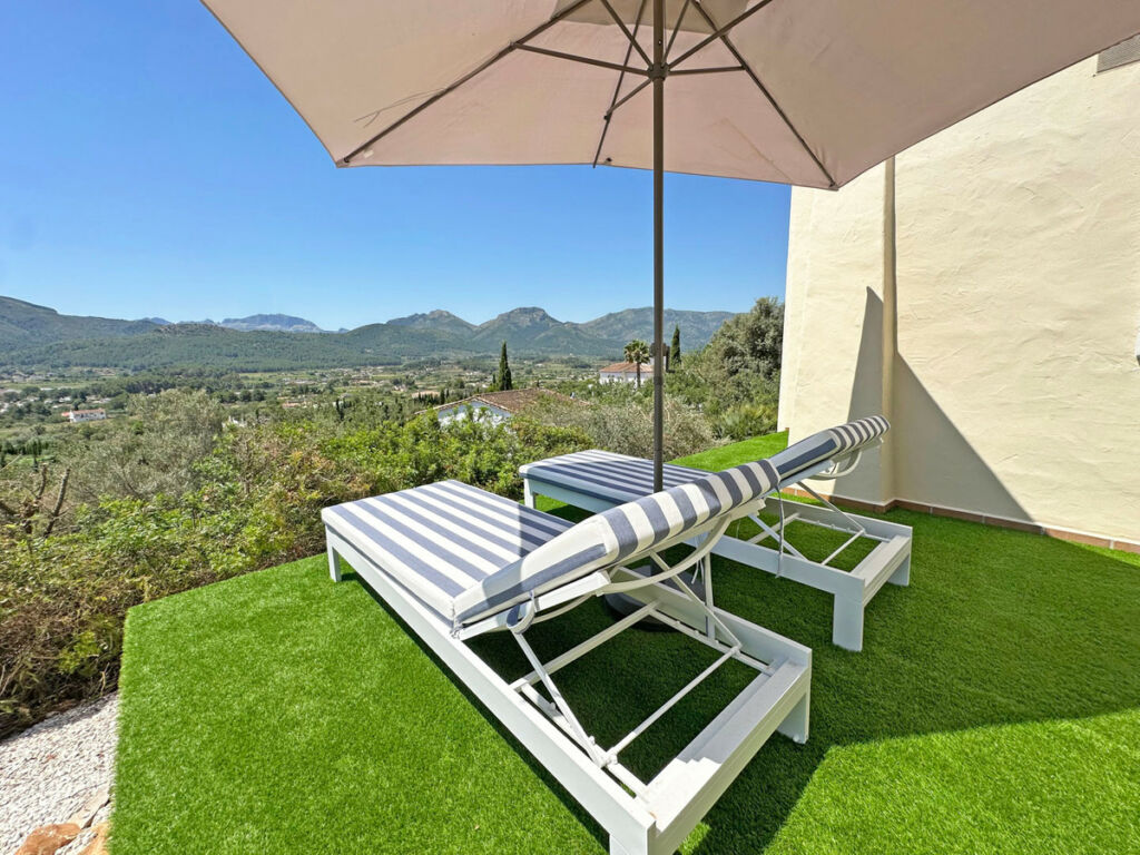 Detached Villa Jalon Alicante - image 13