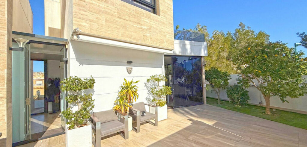 Detached Villa Villamartin Alicante - imagen 14
