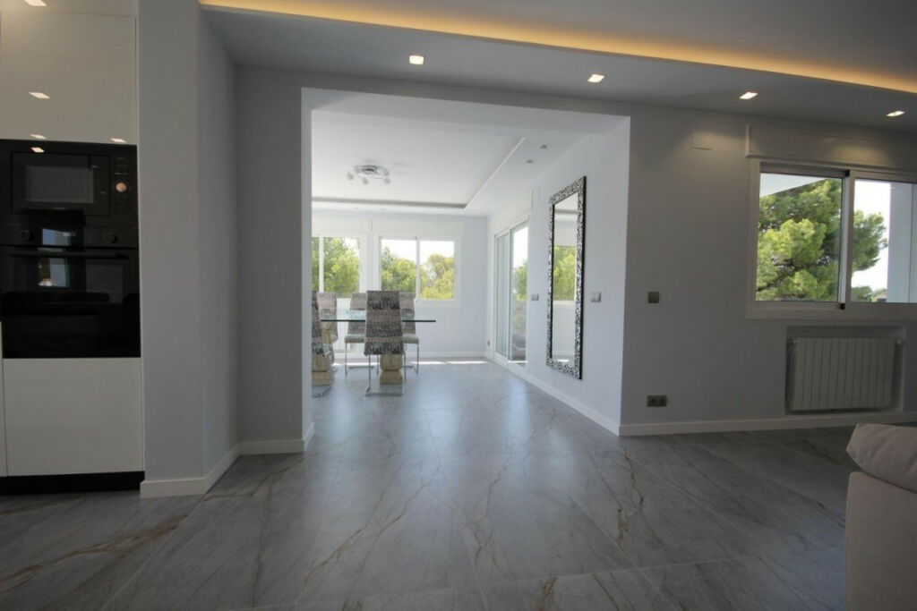 Detached Villa La Nucia Alicante - image 14