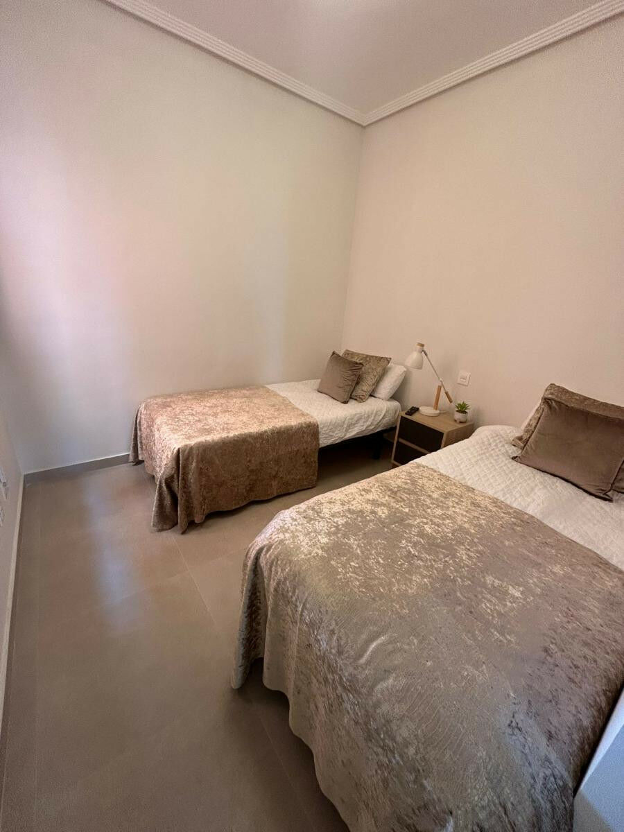 Middle Floor Apartment Los Alcázares Alicante - image 14