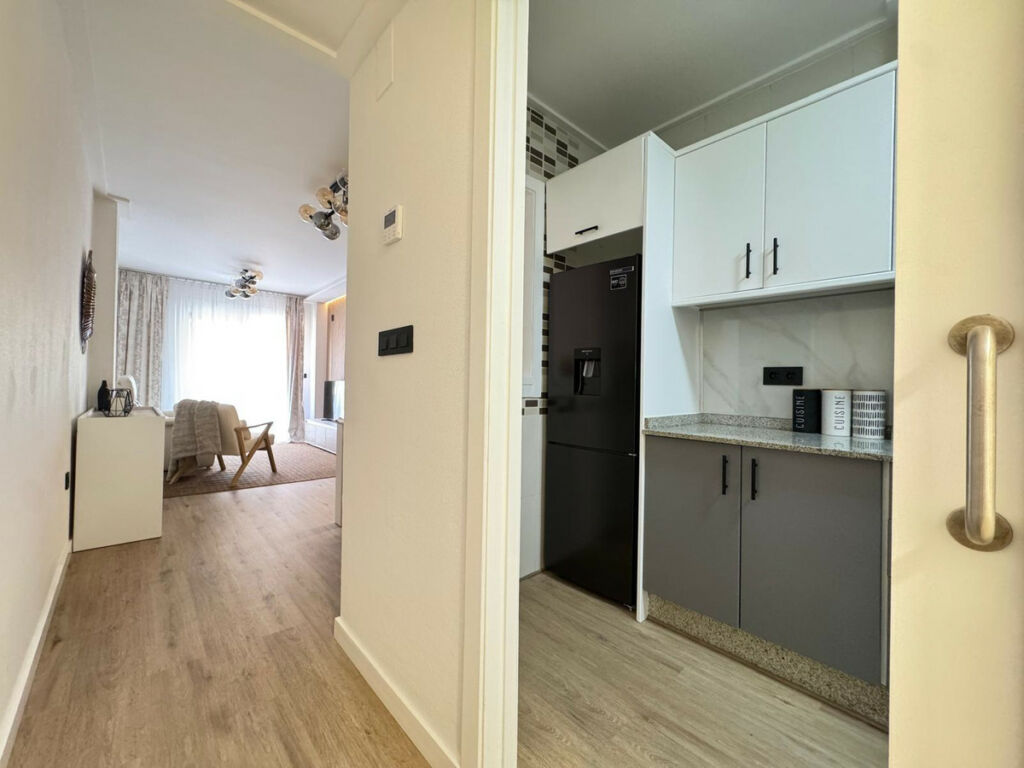 Middle Floor Apartment Torrevieja Alicante - zdjęcie 14