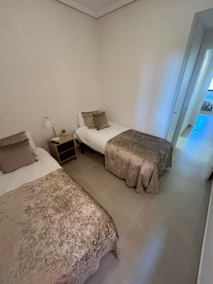 Middle Floor Apartment Los Alcázares Alicante - image 15