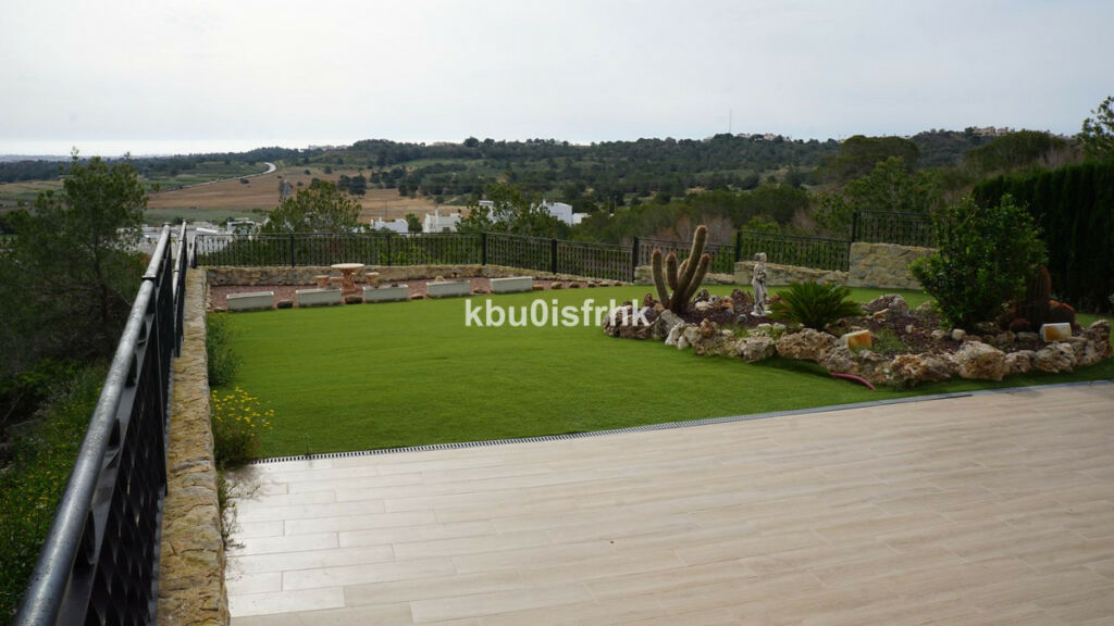 Detached Villa San Miguel de Salinas Alicante - image 16