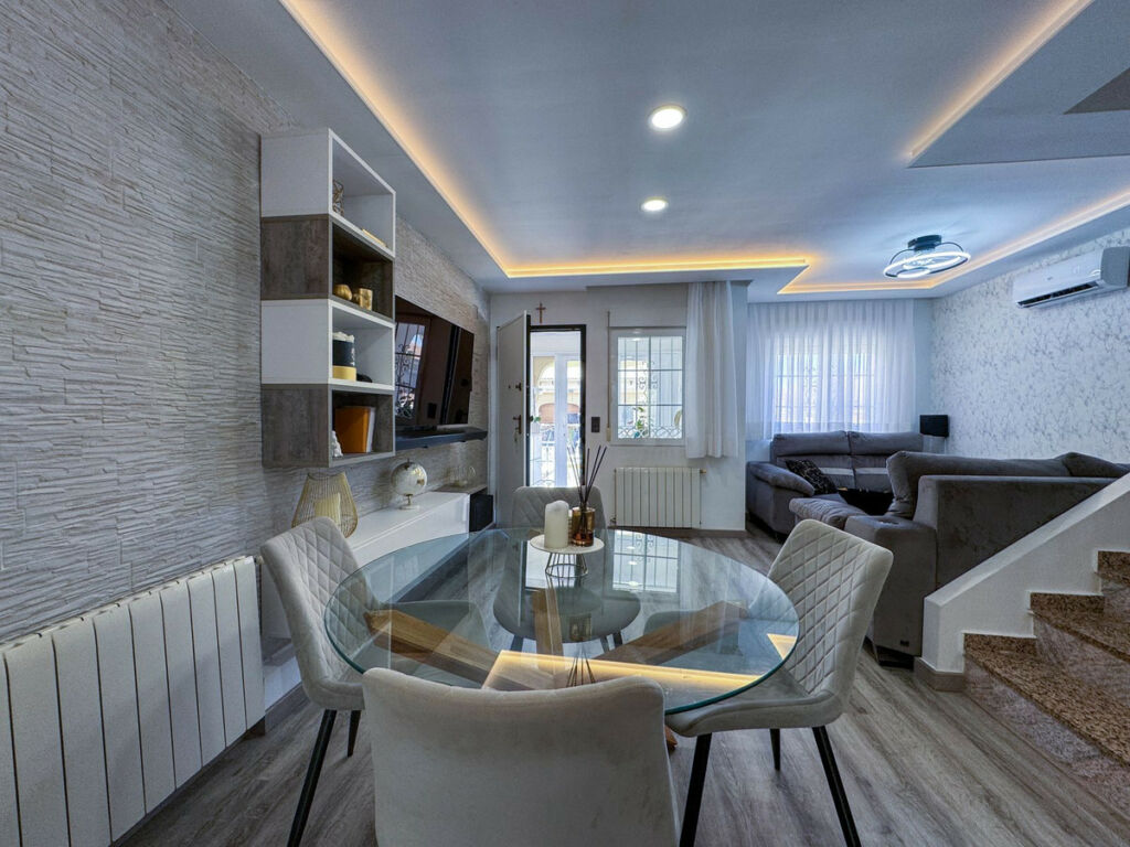 Semi-Detached House Orihuela Costa Alicante - image 2