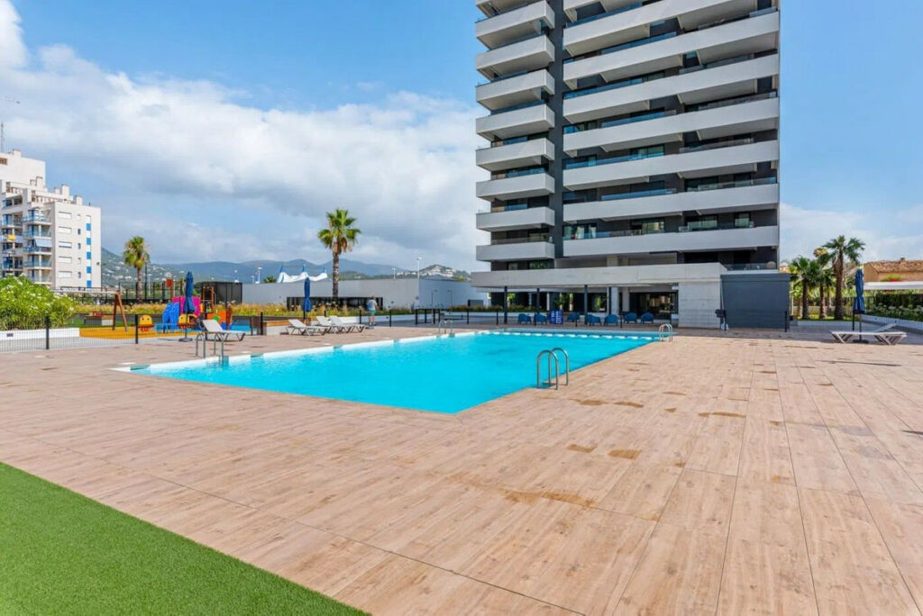 Middle Floor Apartment Calpe Alicante - imagen 2