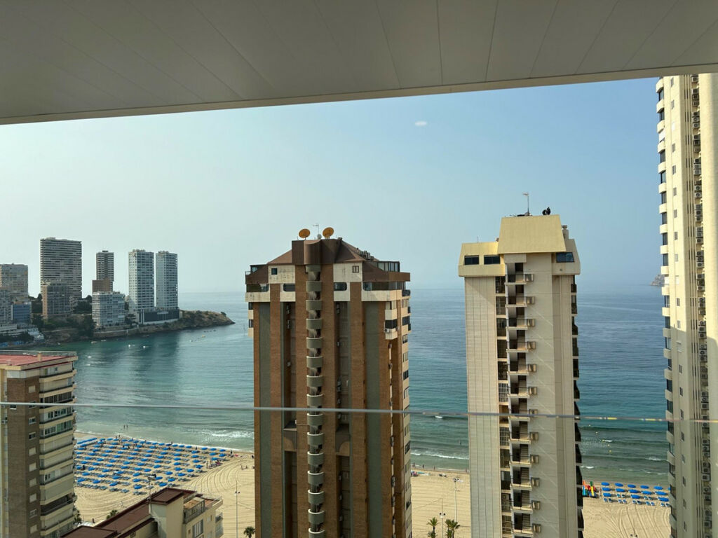 Middle Floor Apartment Benidorm Alicante - zdjęcie 2