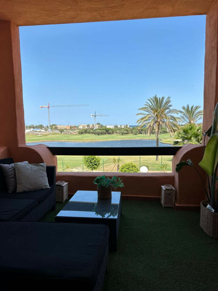 Middle Floor Apartment Los Alcázares Alicante - image 2