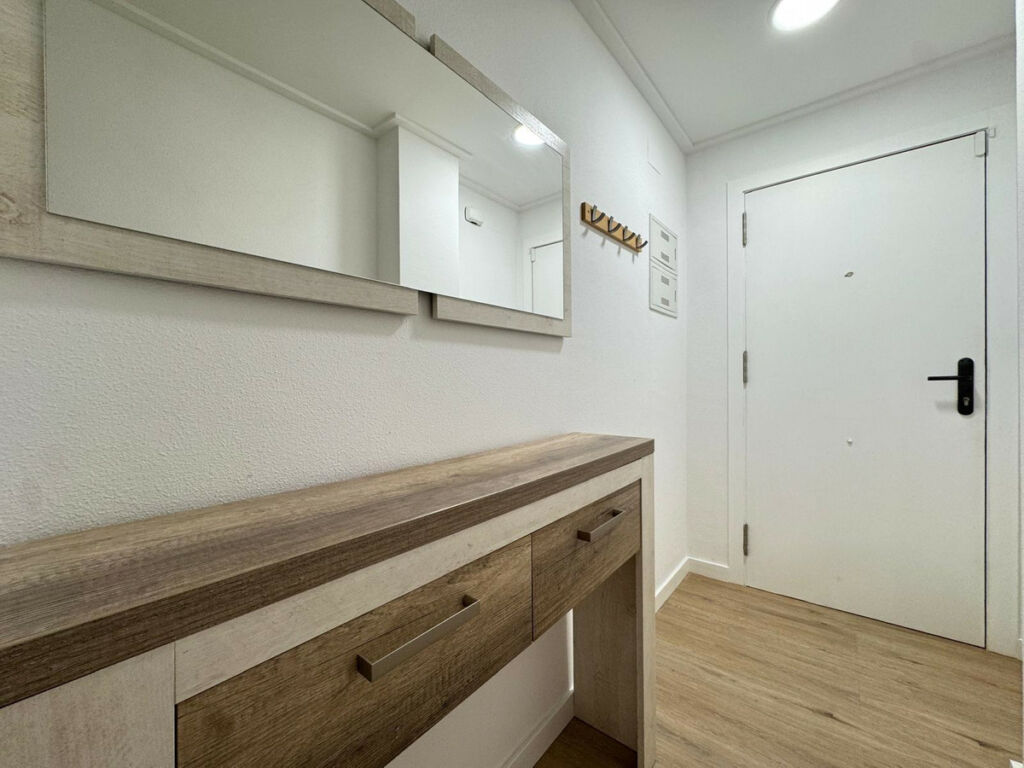 Middle Floor Apartment Torrevieja Alicante - zdjęcie 2