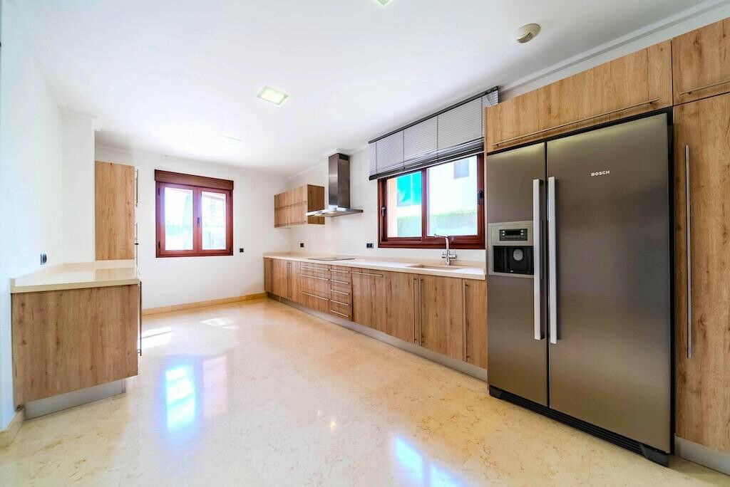 Detached Villa Cabo Roig Alicante - image 20