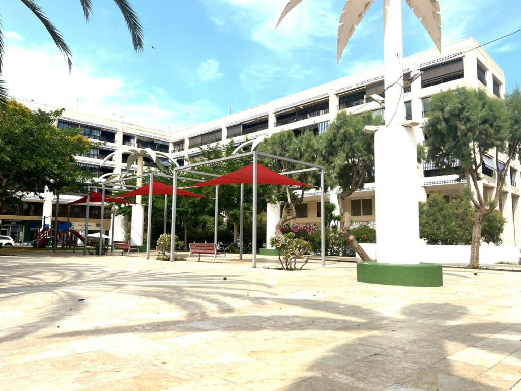 Middle Floor Apartment Guardamar del Segura Alicante - Bild 21